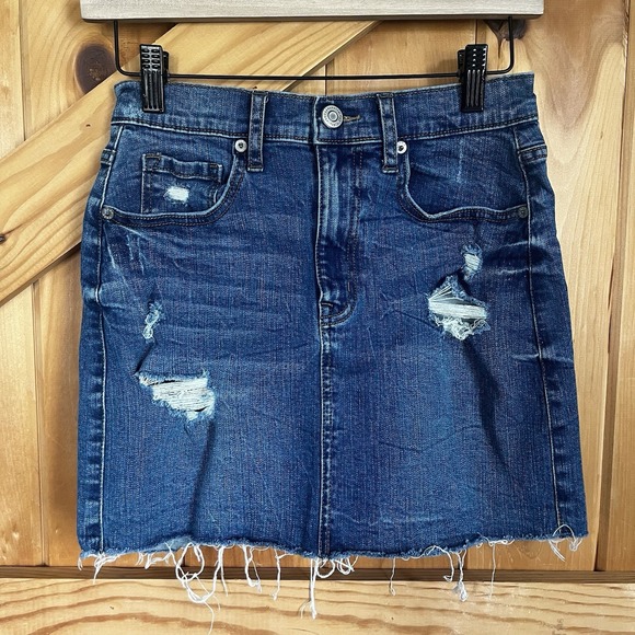 Aeropostale Woman's High Rise Mini Denim Skirt Size 2 Frayed Hem 5 Pockets - Picture 1 of 15